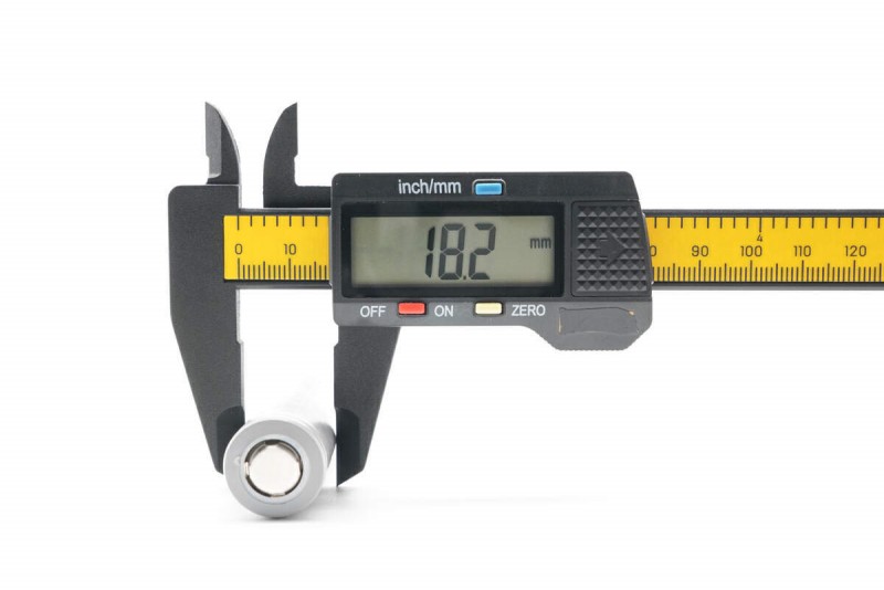 Measurement view of an 18650 lithium-ion cell